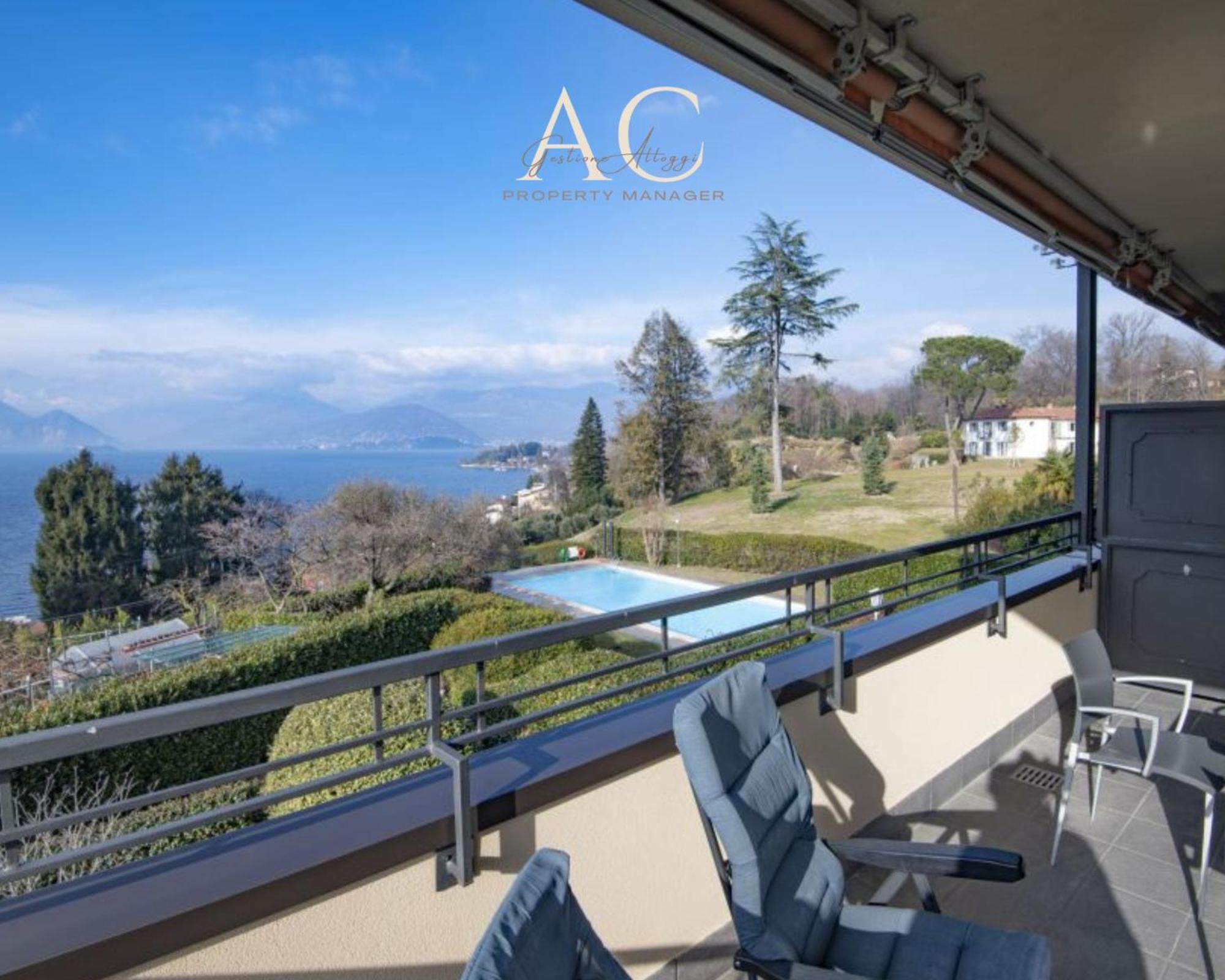 The House On The Lake Reno Di Leggiuno Exterior photo